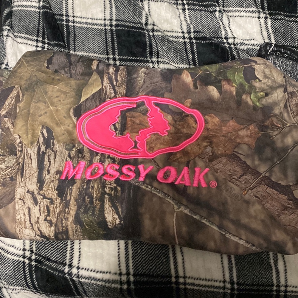 Mossy oak
